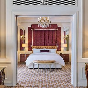 One-Bedroom King Suite